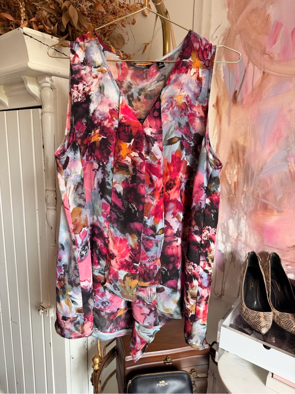 Simply Vera Vera Wang Pink Multi Floral V-Neck Sleeveless Tank